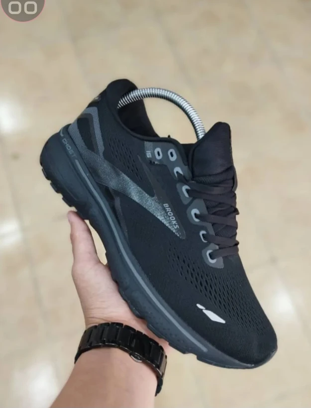 1780822428_1825335315 کتونی رانینگ بروکس گاست ۱۵ تمام مشکی سایز۴۰ تا ۴۵ Brooks ghost 15 - Image 1