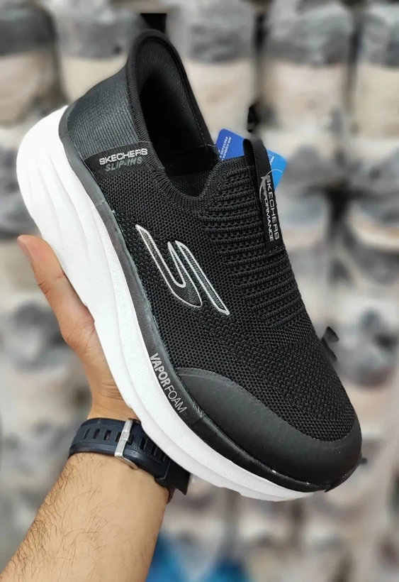 1780904965_970009761 کتونی اسکیچرز اسلیپ مشکی سایز 40 تا 45 Skechers Slip-ins Max Cushioning - Image 1