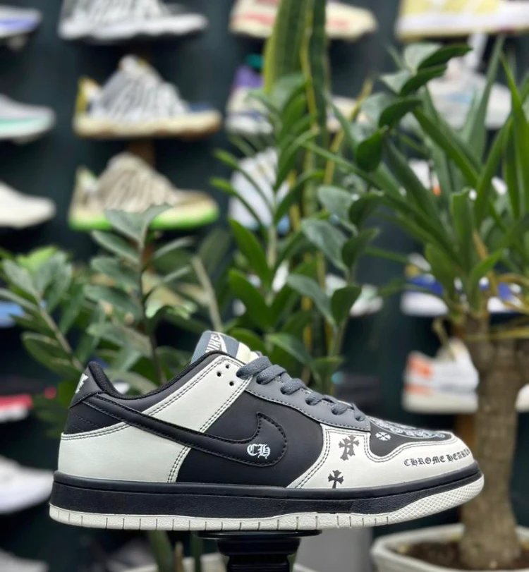 1783163604_7091882091 کتونی نایک جردن سایز 41 تا 44 مشکی سفید طرح دار NIKE JORDAN - تصویر 1