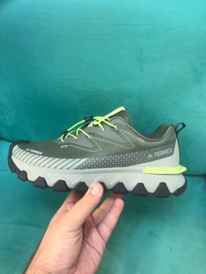 1783260756_2086665263 کتونی آدیداس ترکس سبز سایز 41 تا 45 ADIDAS TERREX - تصویر 1