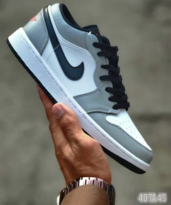 1783497503_7586428095 کتونی نایک جردن طوسی سفید سایز 37 تا 40 NIKE JORDAN - تصویر 1